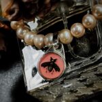 Gucci Bee Button Beaded Bracelet