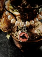 Gucci Bee Button Beaded Bracelet